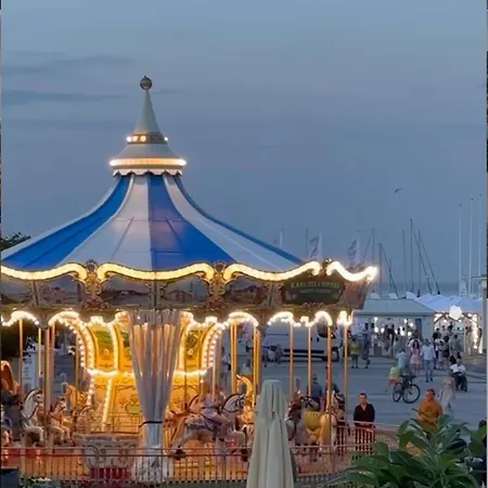 Marina Beachside