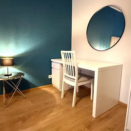 Aparthotel Marina Beachside 4*