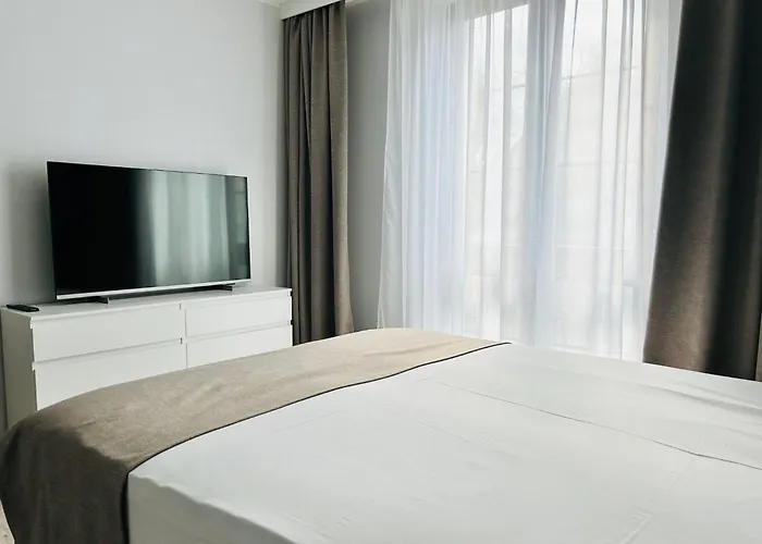 Marina Elegance מלון דירות