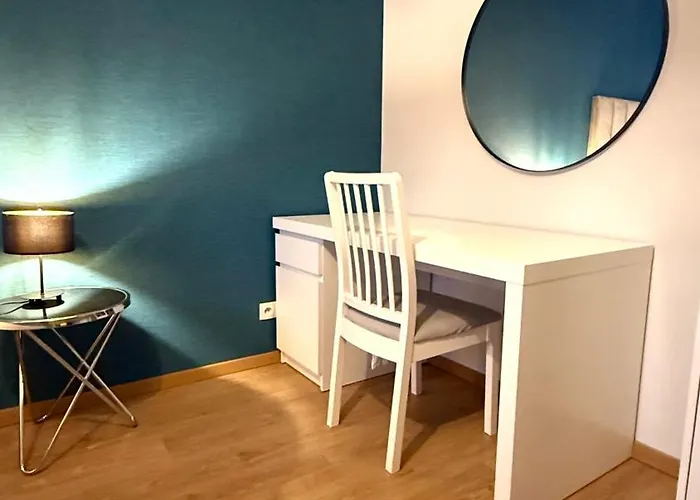 מלון דירות Marina Elegance 4*