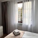 Marina Elegance מלון דירות 3*