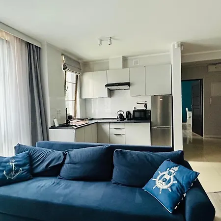 Marina Beachside Aparthotel