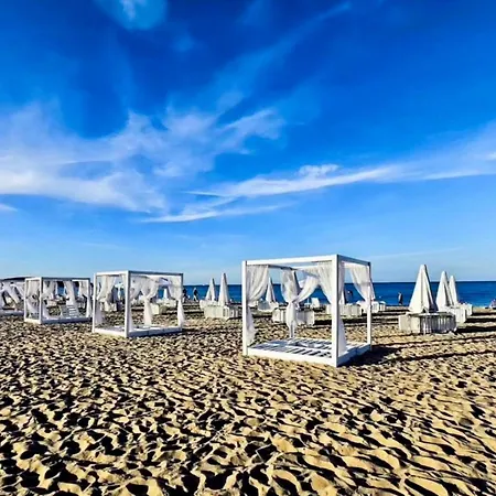 Aparthotel Marina Beachside Sopot