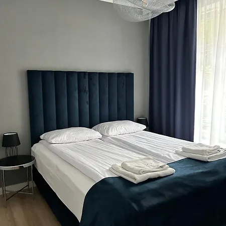 Marina Beachside Aparthotel *