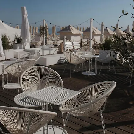 Marina Beachside * Sopot