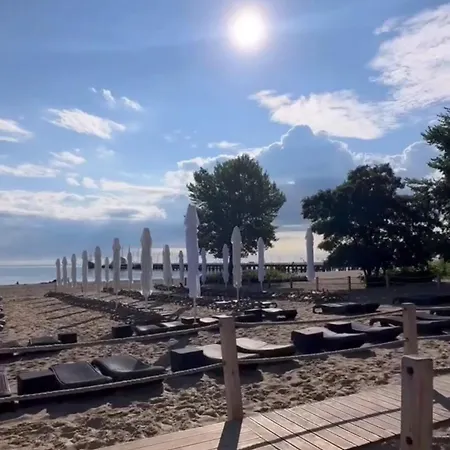 Marina Beachside Aparthotel *