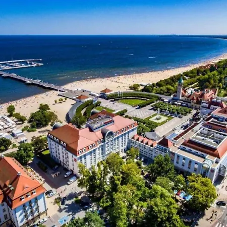 Marina Beachside Aparthotel
