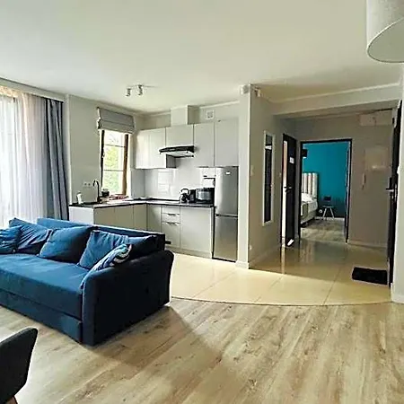 Marina Elegance 아파트호텔 소포트