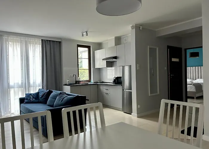 شقة فندقية Marina Elegance 4*