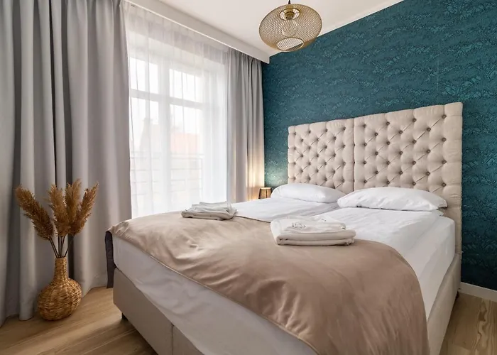 Marina Elegance شقة فندقية 4*