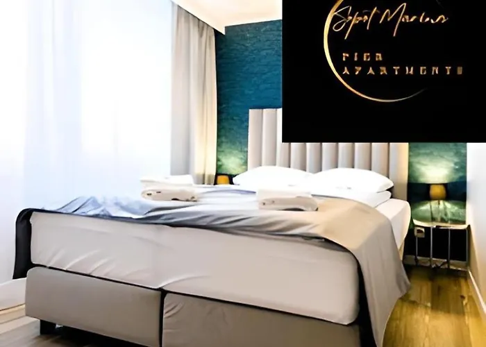 Marina Elegance شقة فندقية 4*