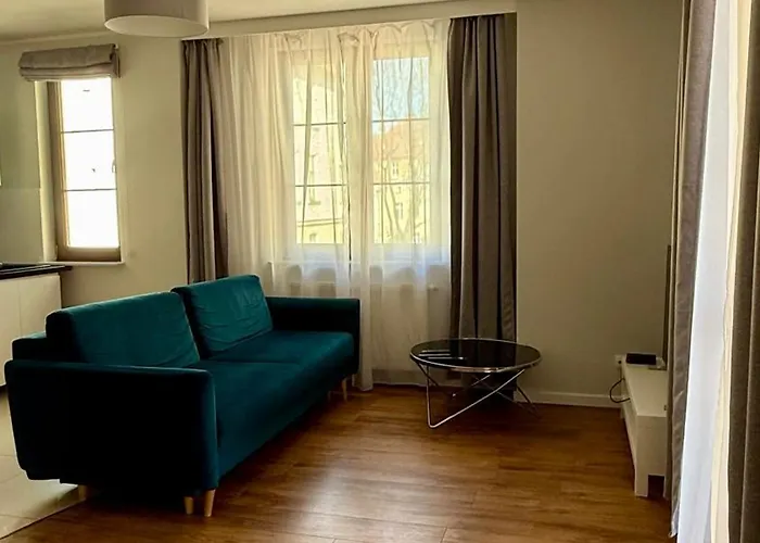 Marina Elegance شقة فندقية