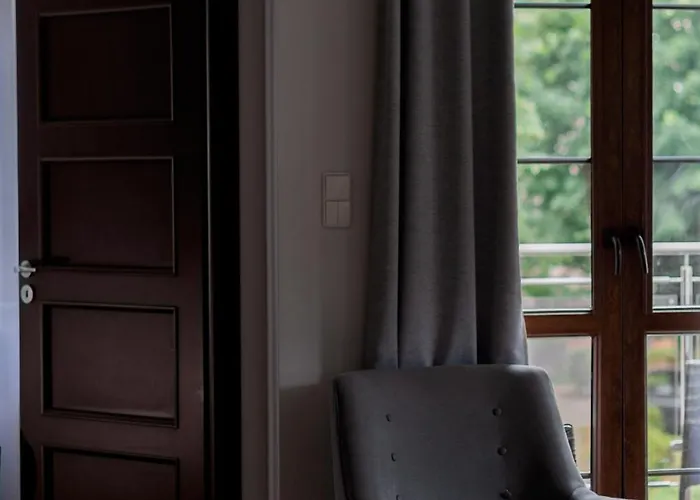 Marina Elegance 公寓式酒店 4*